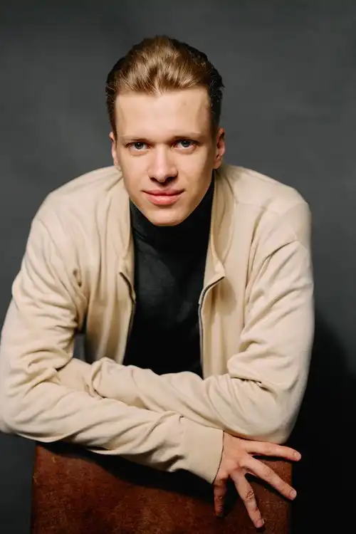 Denis