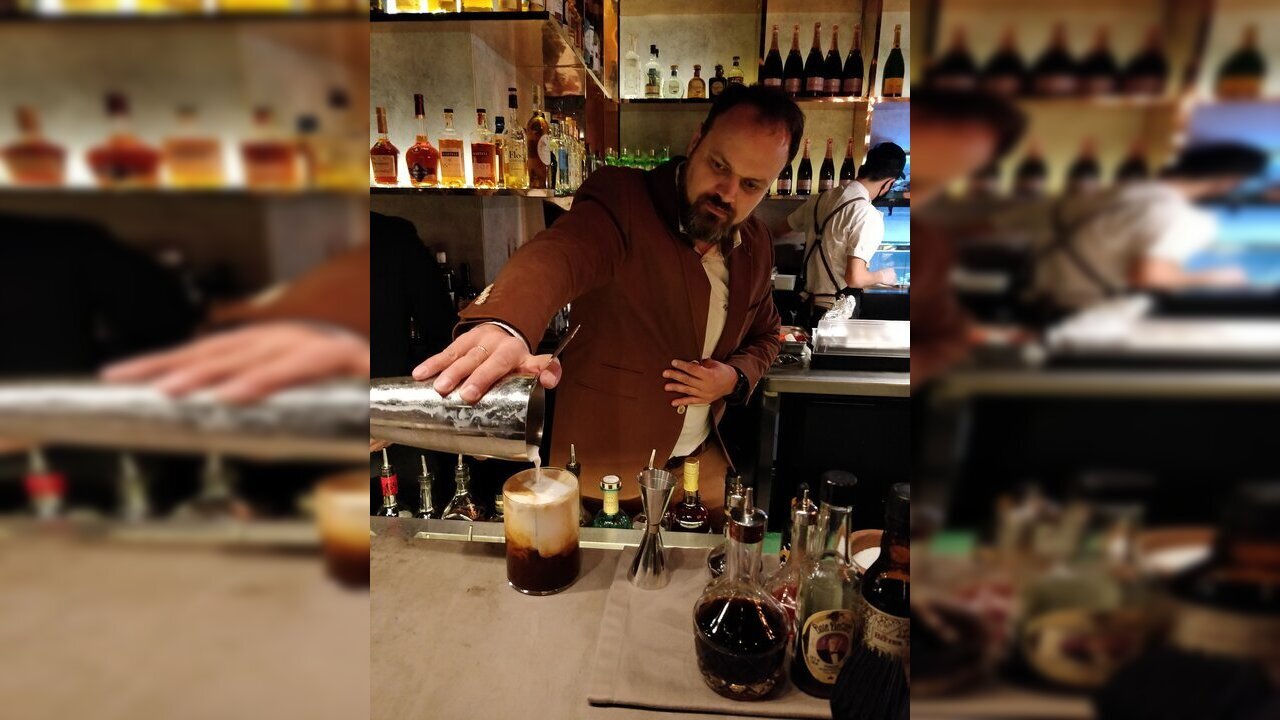 Pub-crawl in Moscow